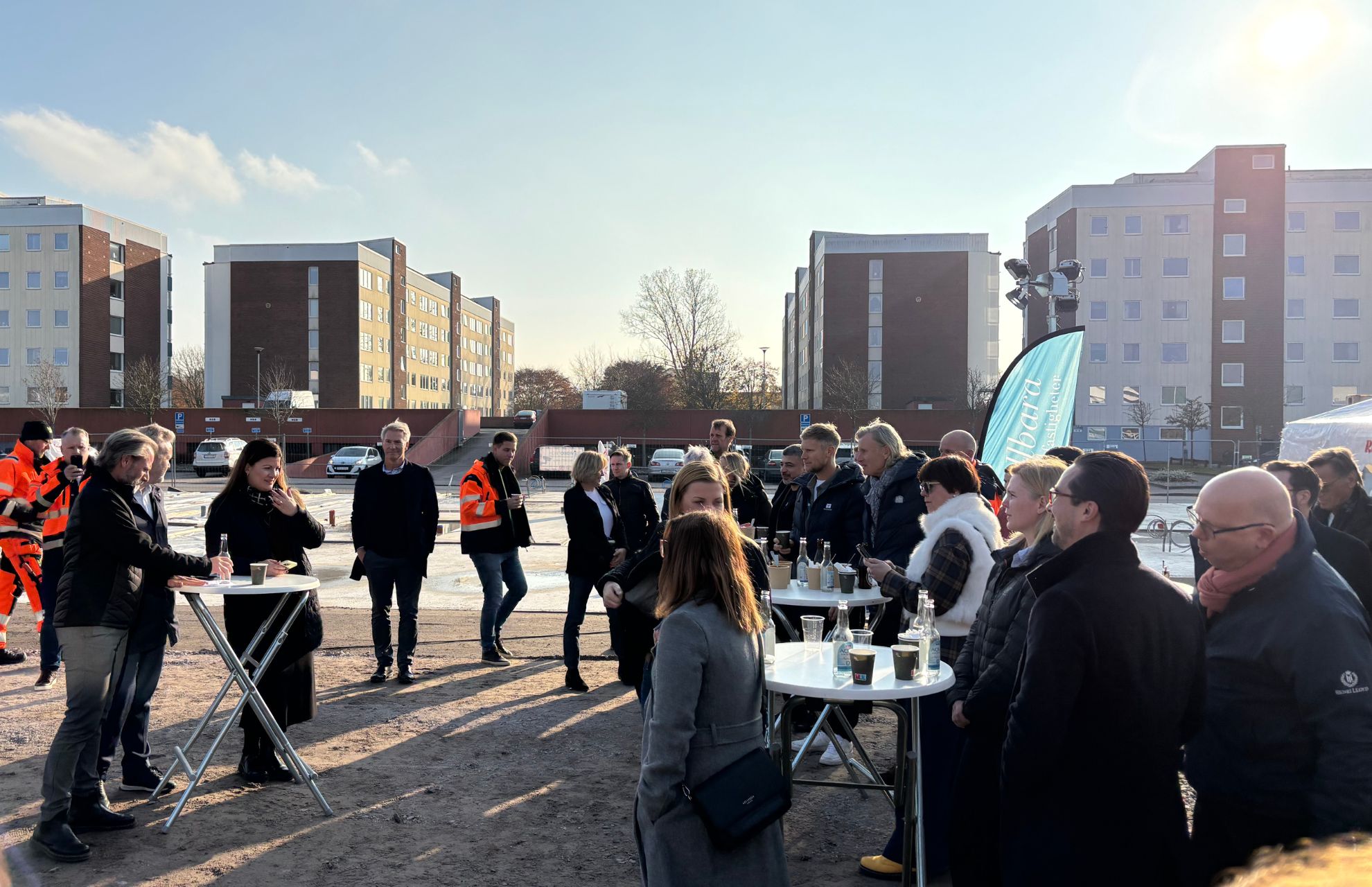 M&aring;nga bes&ouml;kare deltog i eventet.